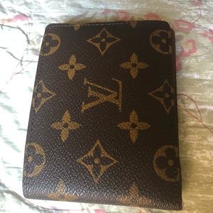 Louis Vuitton Marcos Bi Fold Wallet